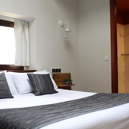 Hotel Priorat Boutique Llorenc del Penedes Exterior foto
