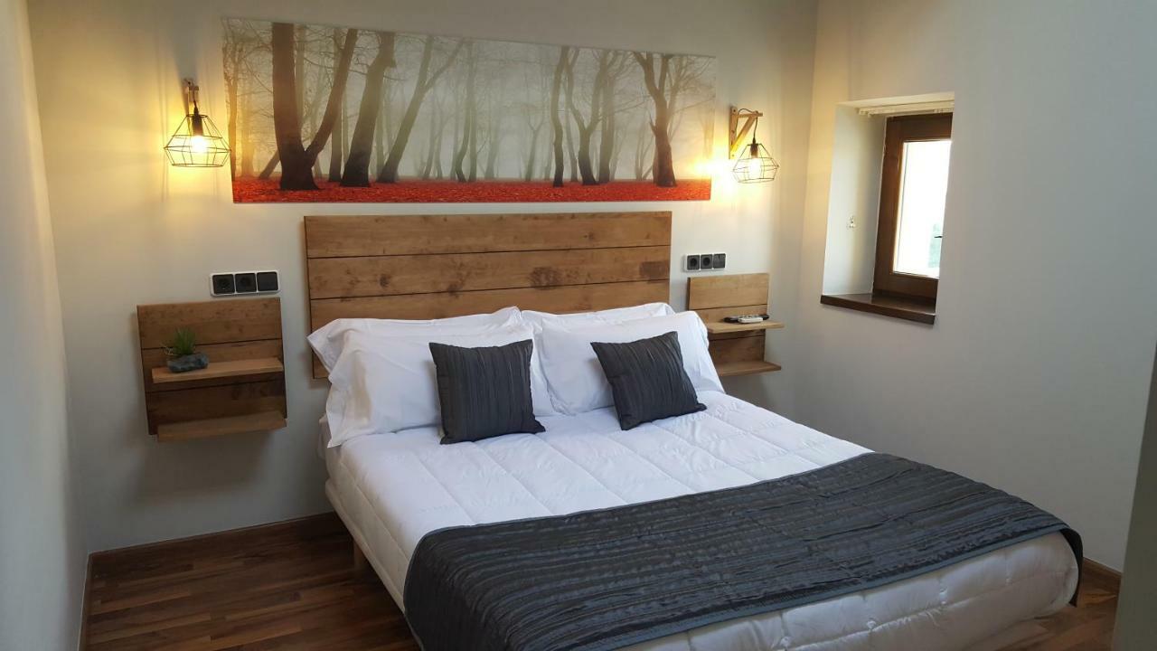 Hotel Priorat Boutique Llorenc del Penedes Exterior foto