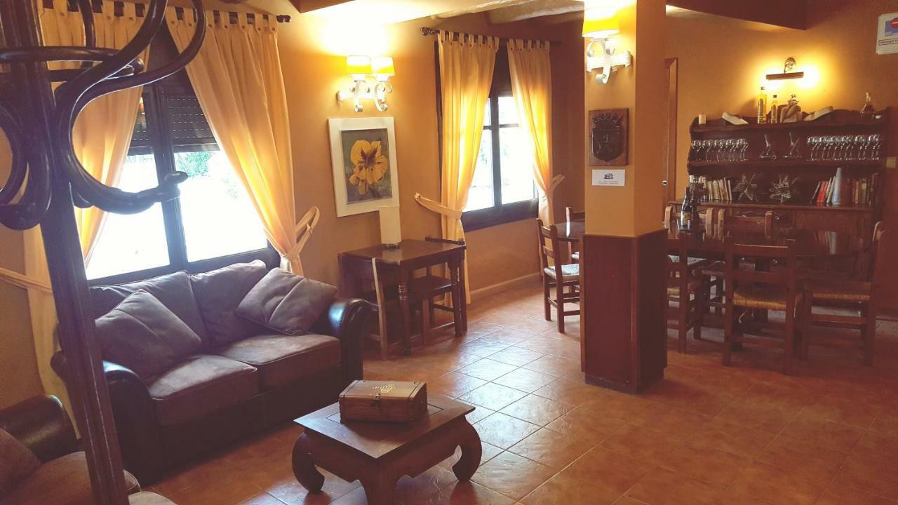 Hotel Priorat Boutique Llorenc del Penedes Exterior foto