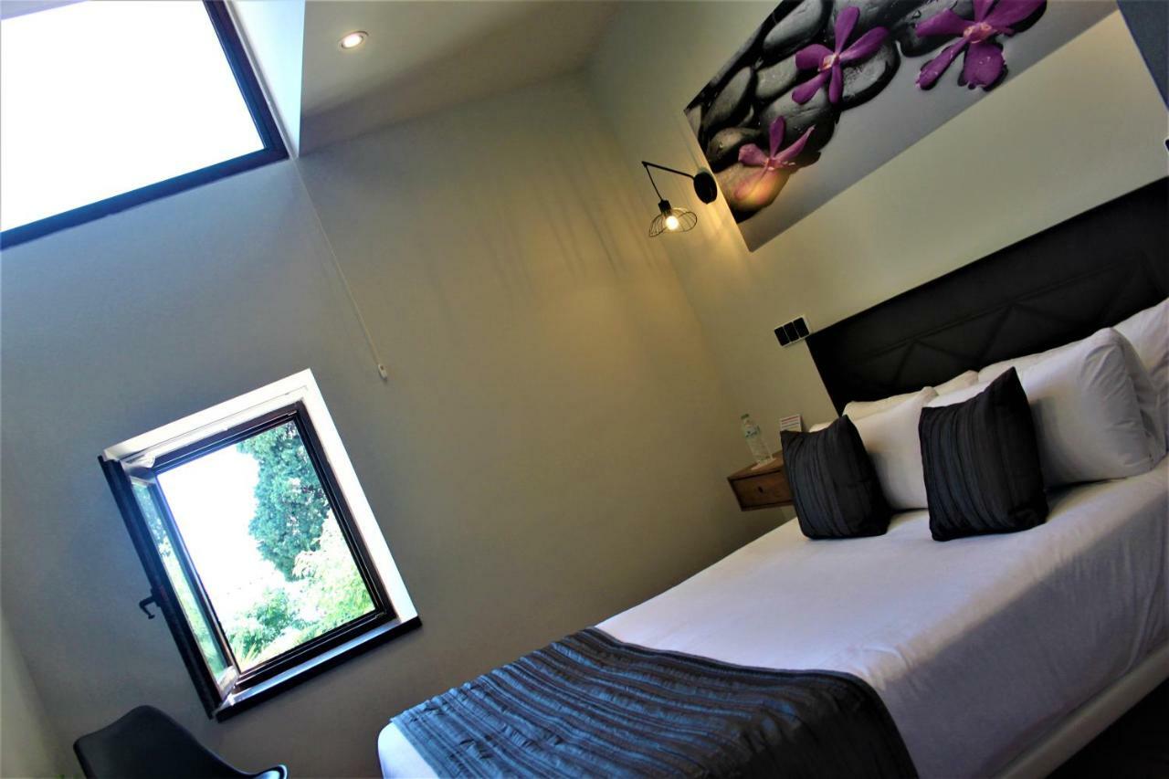 Hotel Priorat Boutique Llorenc del Penedes Exterior foto