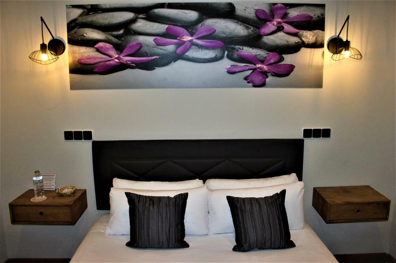 Hotel Priorat Boutique Llorenc del Penedes Exterior foto